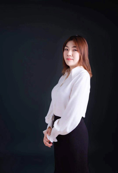 17、卢雅妮.jpg